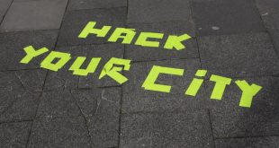 Das Stadtlabor "Hack your City" war nicht zu übersehen. - copyright: Die Wirtschaft Köln / Christian Esser