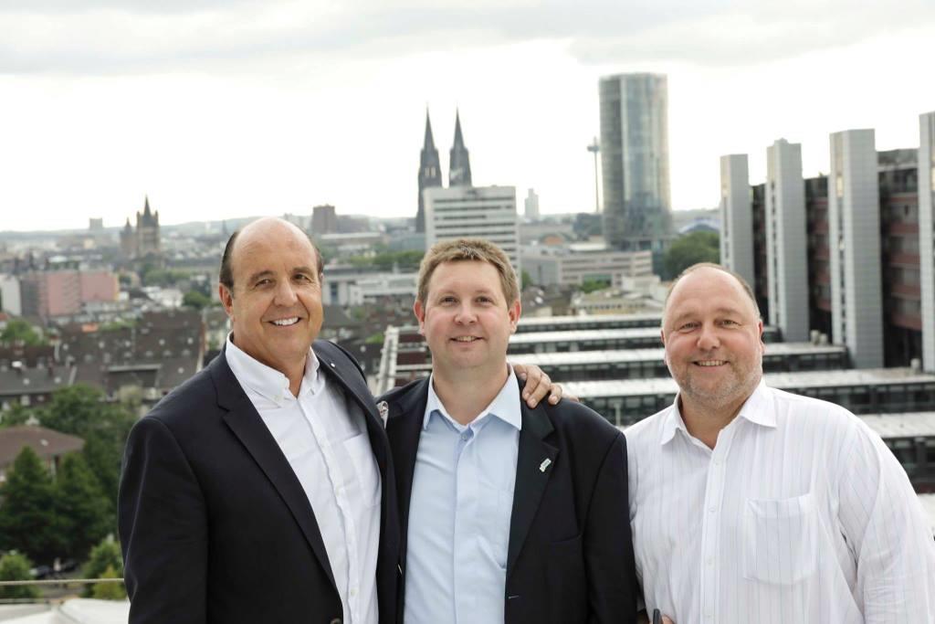 Dr. Ronald G. Münzer, Martin Müller und Jochen Ewald auf dem Dach der LANXESS arena. copyright: Ludwig Drathen, best business pictures